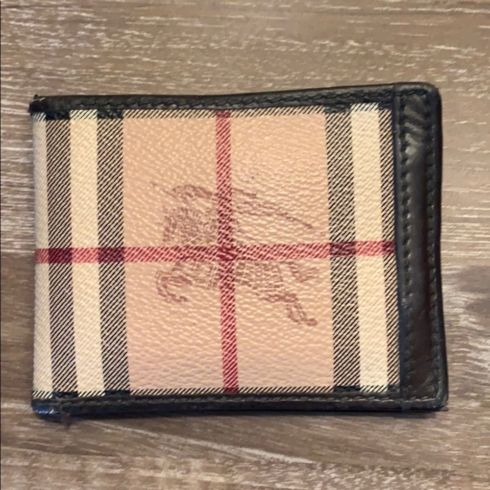 Men’s Burberry wallet